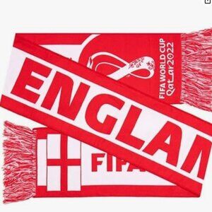 New ENGLAND - FIFA World Cup Qatar 2022 - Red and White Scarf